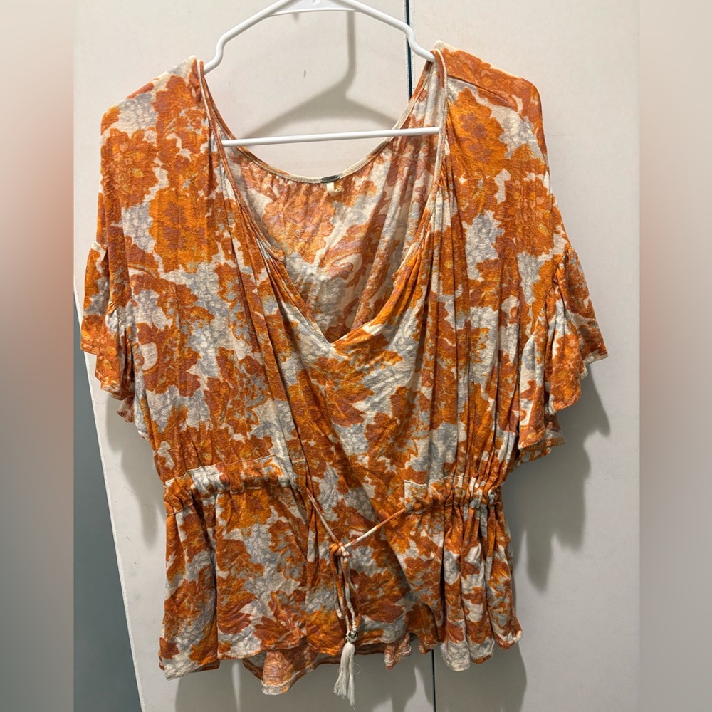 Floral Orange and White Top